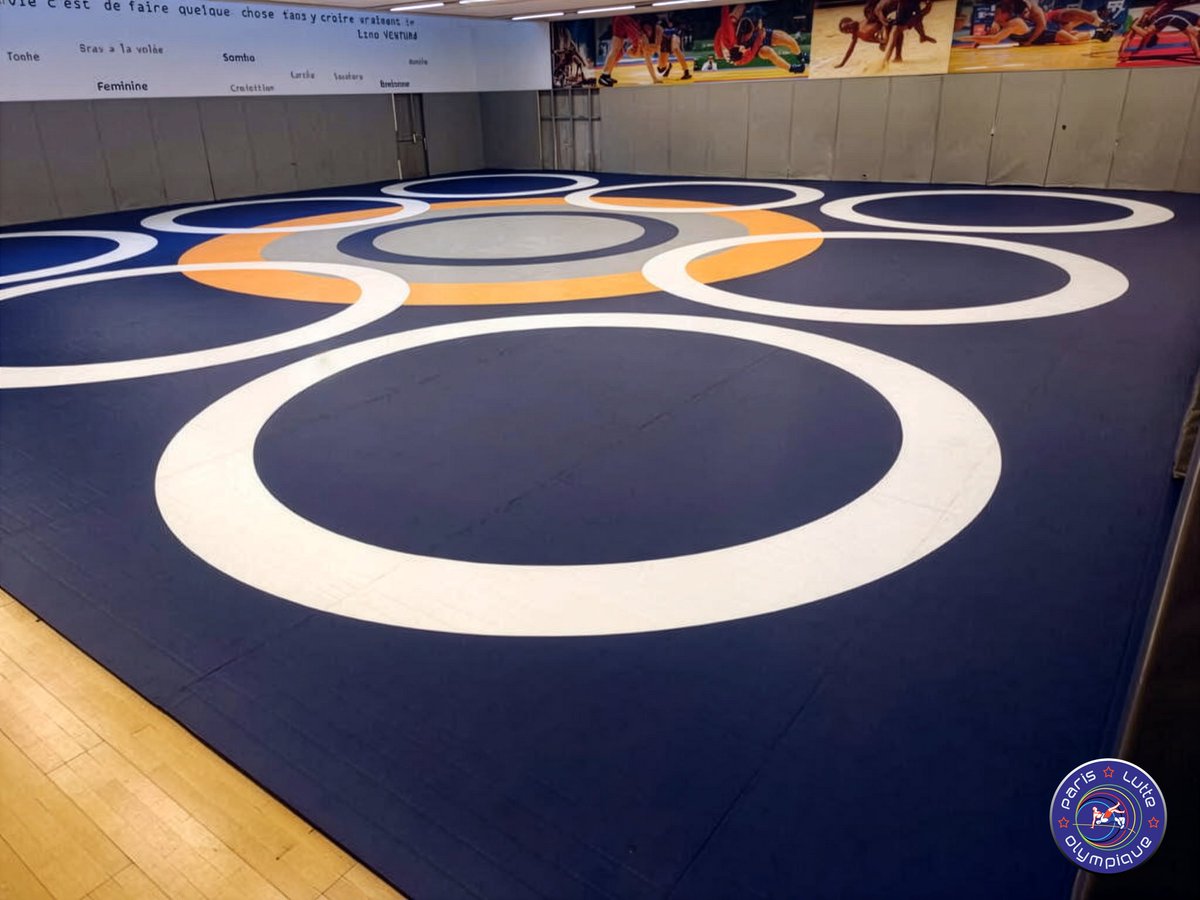 Notre nouveau tapis de Lutte au Centre Sportif Breguet (75011) a été mis en service ce week-end, et il est magnifique.
Tous nos remerciements à <a href="/Karim_Ziady/">Karim Ziady</a> et à Direction de la Jeunesse et des Sports de la Ville de @paris pour avoir rendu possible cette rénovation.
