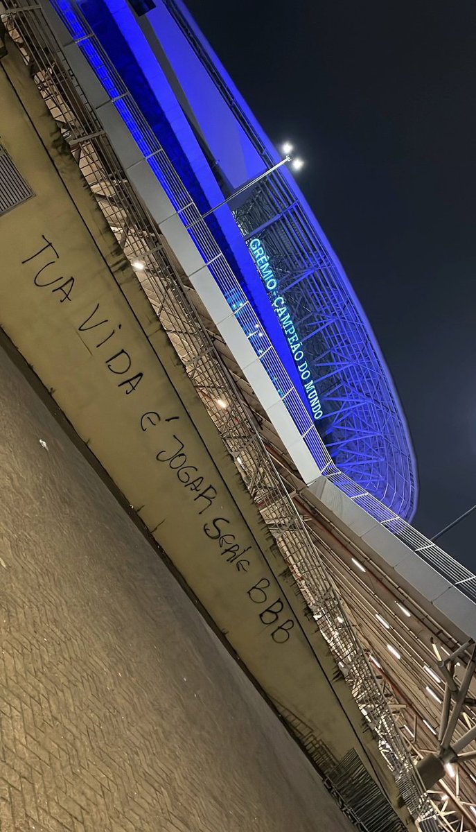 Internacional TimeLine tweet media