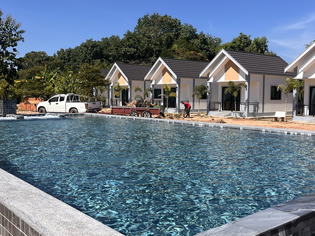 Sam Swimming Pools tweet media