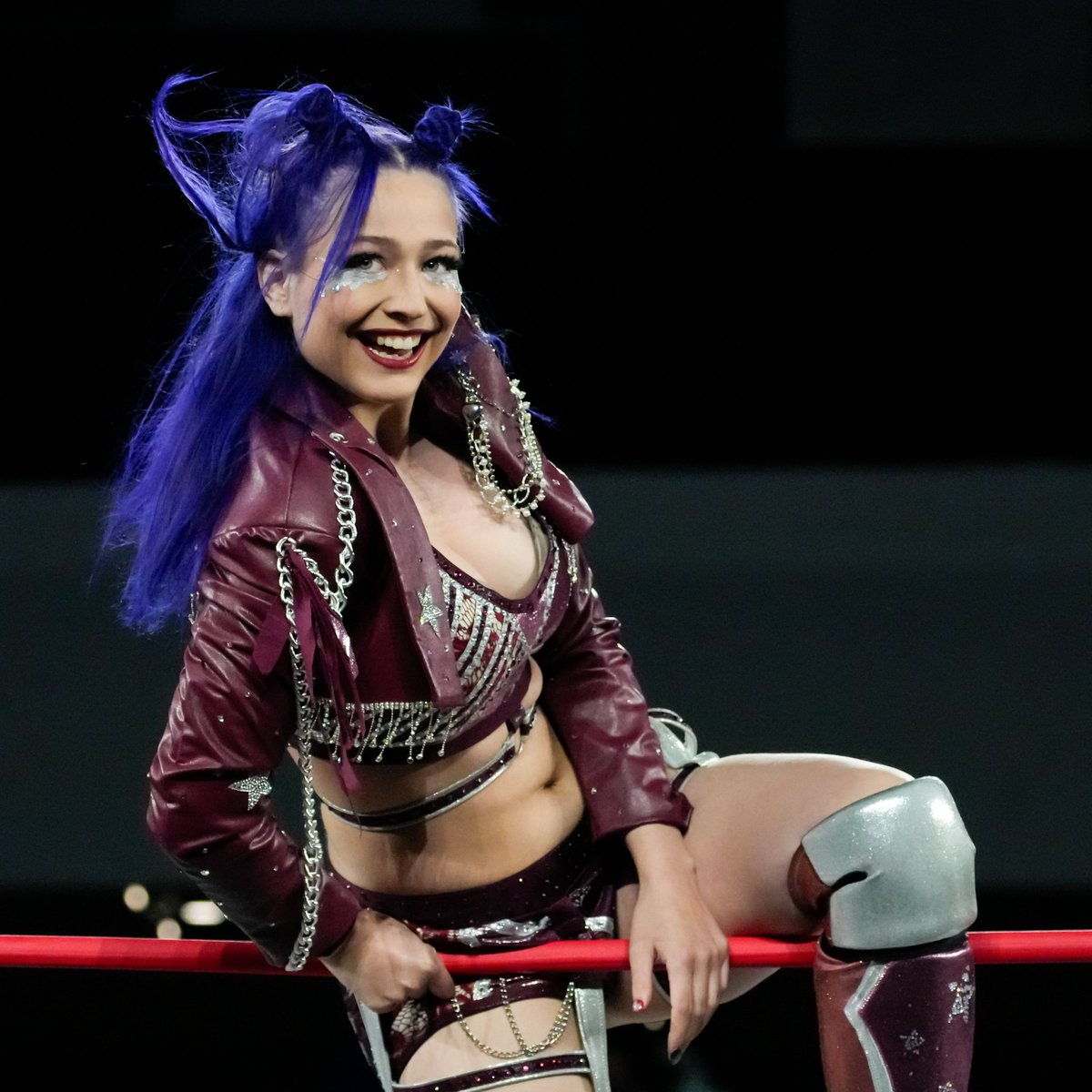 DennyHamlin101's tweet image. Happy Birthday!!! 🎂 to the amazingly talented @BillieStarkz Congratulations on the big 21!!! The future is extremely bright and I see many world titles in your future!! Signed your biggest fan from Australia!! 🦘 #Billiestarkz #spacejesus #AEW #RingOfHonor #ROH
