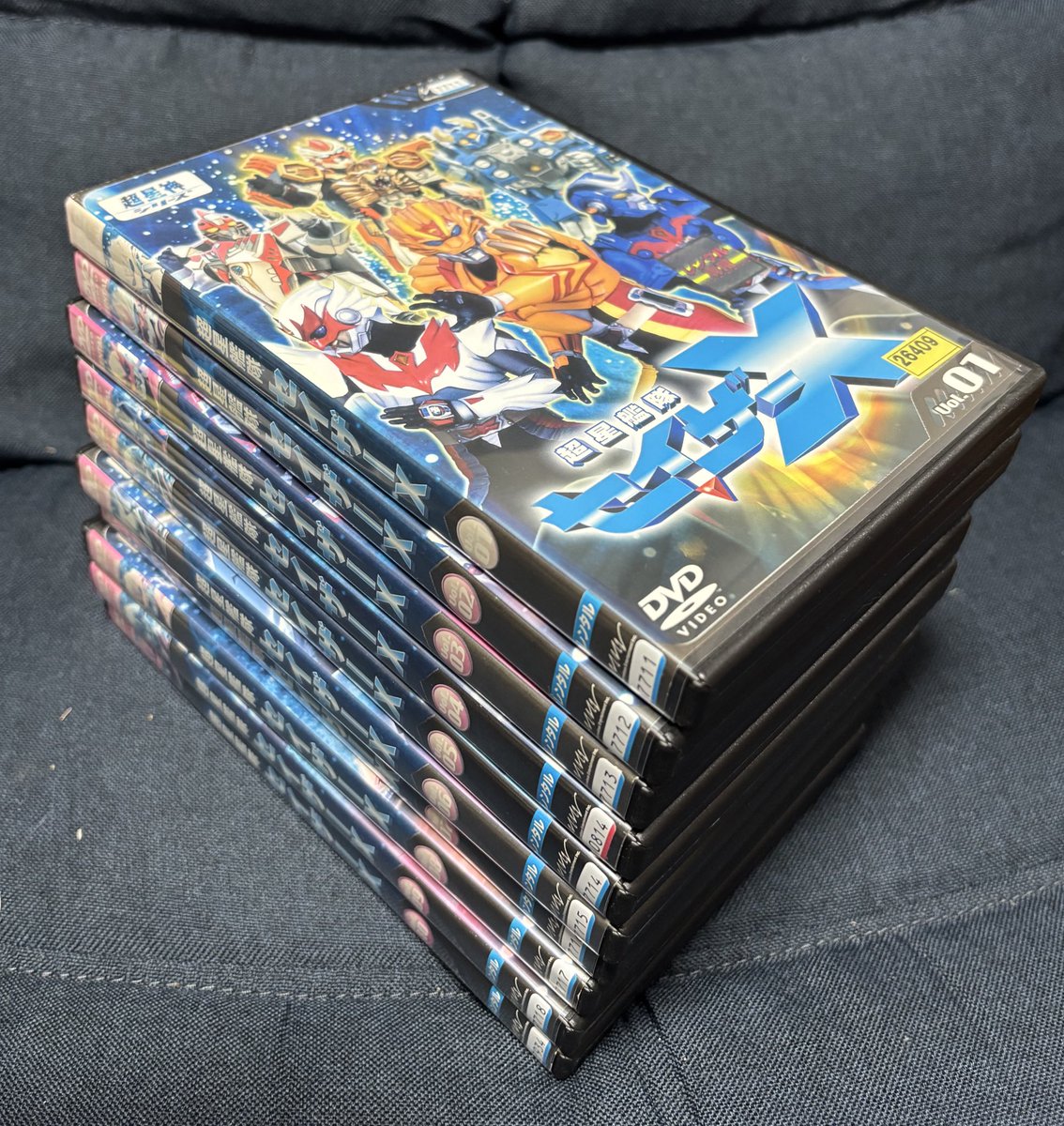 レンタル落ちのDVD全巻セット表紙のみついてくるということなので