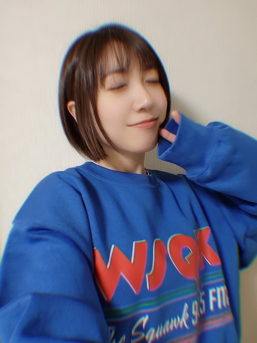 ストレンジャーシングスのスリココラボが秒で完売してショックを受けてる日々です。ストラップが欲しかったです。再販おねがいします、、