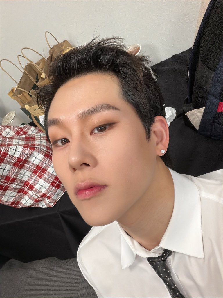 jooheon_fr's tweet photo. 🐝  • TWITTER - 07/12/25

↳#JOOHEON a poster une photo sur Twitter

J’ai passé une journée heureuse. Merci à nos Monbebe 💛
Je suis reconnaissant de pouvoir monter sur scène et je ferai encore plus de bonne musique.
Je vous aime énormément ❤️

💛Tags : 
 #Jooheon 
#Monbebe https://t.co/rXknUHmp2E