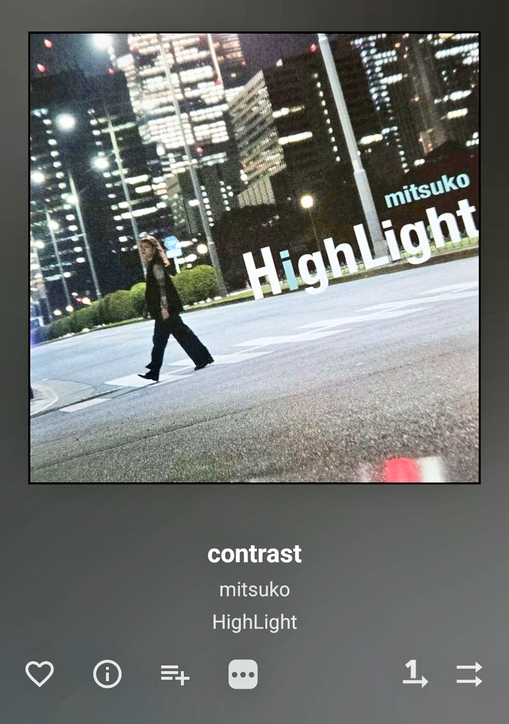 mitsuko/HighLight(2025)
今年3回ライヴを見れたのはとてもラッキーでした。音楽の素養が多彩が故に、アーティスト像が明確に定まらない感があったのですが、本作と2ndワンマンでの突き抜け方が圧倒的で。洗練された音の奥に、地肉になったクラシカルなソウルが滾る唯一無二のポップ/ロック。傑作です