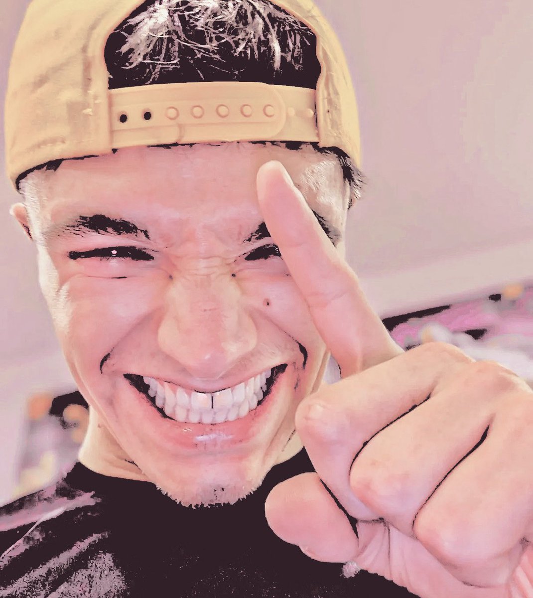 gvldenbuy's tweet image. ⠀

📸 𝐈𝐍𝐒𝐓𝐀𝐆𝐑𝐀𝐌 @𝙡𝙖𝙣𝙙𝙤
  ——posted  

NUMBER ONE.