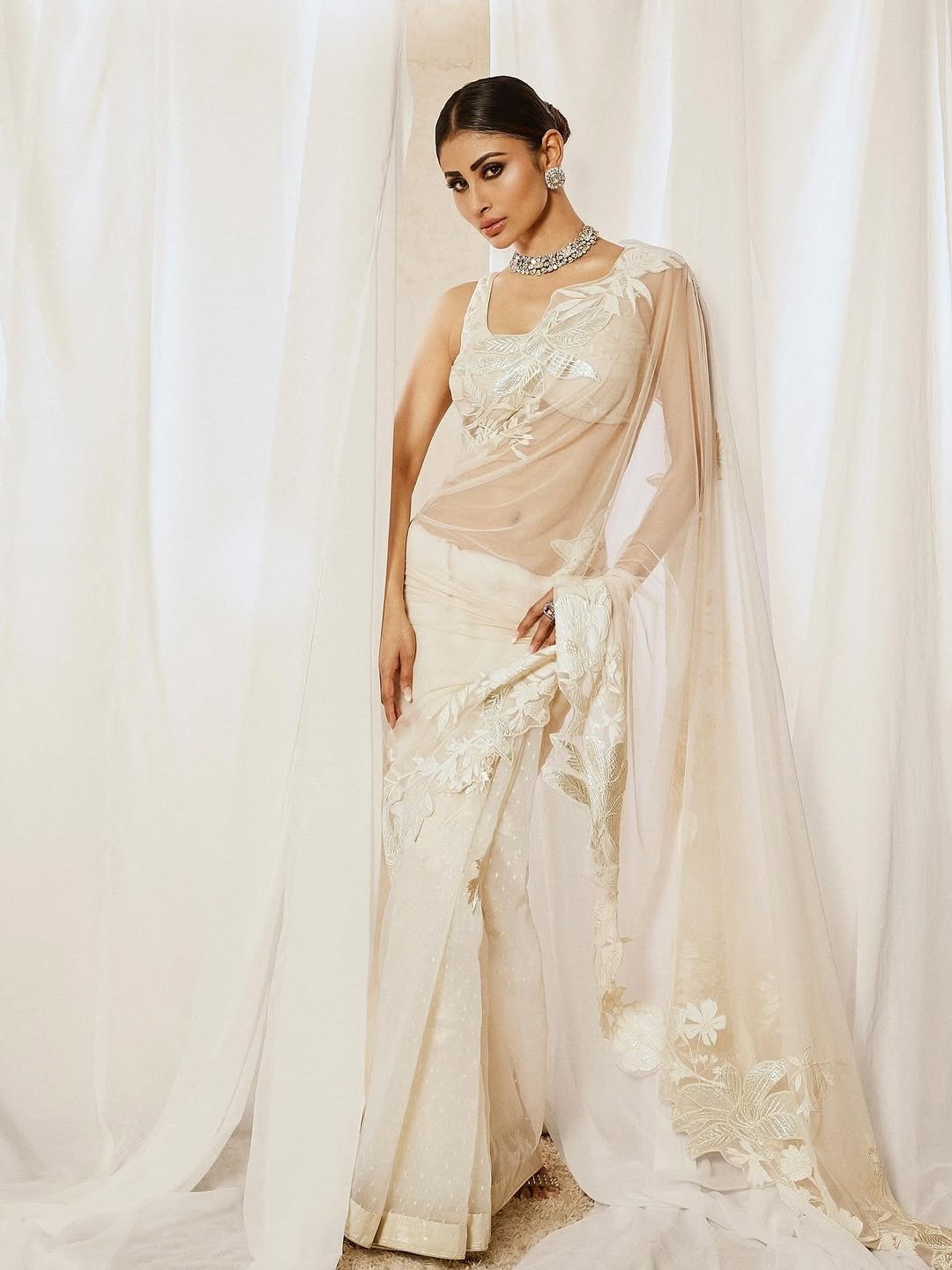 G7peloobIAALThZ?format=jpg&name=large