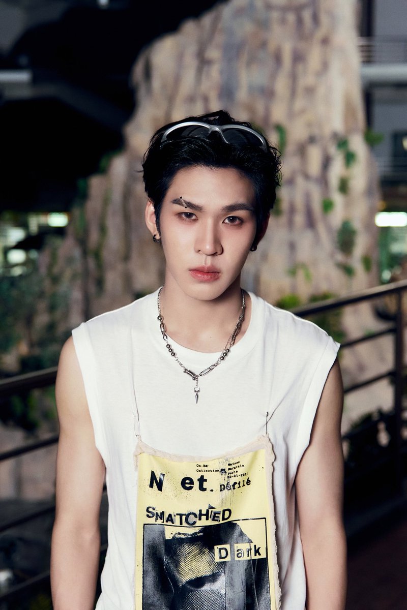 “AUAU” ใน MV เพลง “Skinship By DEXX” 💌📦✨

YouTube : DMD MUSIC 
🔗 : youtu.be/9PbEZkBHZ6s

Available now on streaming platforms
🎧 : DEXX.lnk.to/Skinship

DEXX MV SKINSHIP
#SkinshipByDEXX
#DEXXth
#AUAU_DEXX
#DMDMUSIC