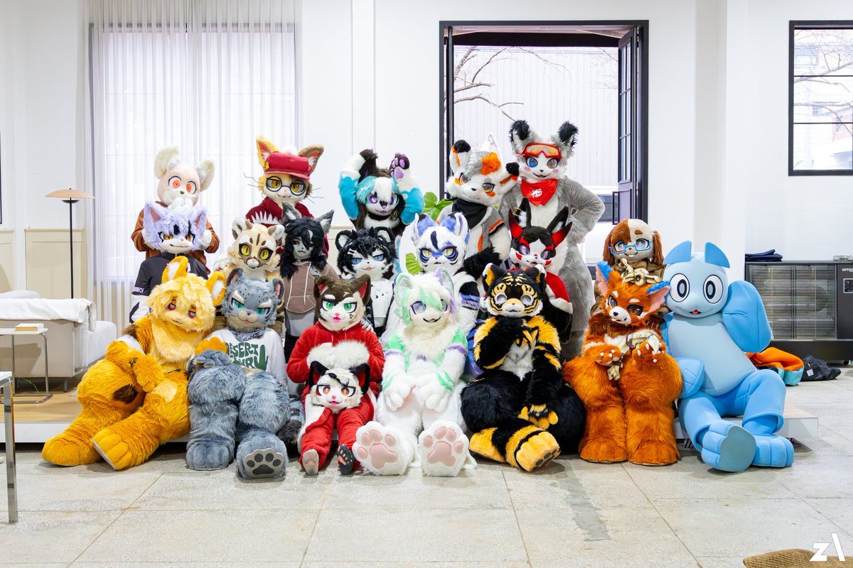 zumk.session 25.12.06.

- <a href="/rocha_0181/">🌸로챠/Rocha🌸</a> <a href="/Mikke_1231/">미케/ミケ😼 🔜 JoA</a> <a href="/Dami_428/">Dami</a> <a href="/Cinnamon__F/">FALSE...?🥷@カイル🦊</a>  <a href="/Go_Mi_99/">고미💫 🔜 JoA🇰🇷</a> 
- <a href="/isomorphiccat/">이소</a> <a href="/Hame0ng/">하멍 / Hameong</a>  <a href="/Lonely_168/">Luchello 💜</a> <a href="/Not_Chiri/">치리𓃮𓃮𓃮</a> <a href="/TaimuOwO/">타이무 Taimu | 🦋@taimu.world</a> <a href="/_BlackStarsRise/">먹구름🔜FurryJoA</a> <a href="/LucaPhilia/">루컹@ルカン🔜FurryJoA</a> 
- <a href="/n_ozisan/">엔아찌</a> <a href="/Ront_fur/">론트 / 서향</a> <a href="/Spero_RP/">Spero / 스페로🐶</a> <a href="/_minapizza/">MINA</a> <a href="/amliseu/">암리스_수상함</a> <a href="/NAYOsuit/">나요➫일페(토)퍼조(일)</a>  <a href="/sardinevish/">설딘이</a> 
- <a href="/zhumook/">주묵 (朱墨)</a>