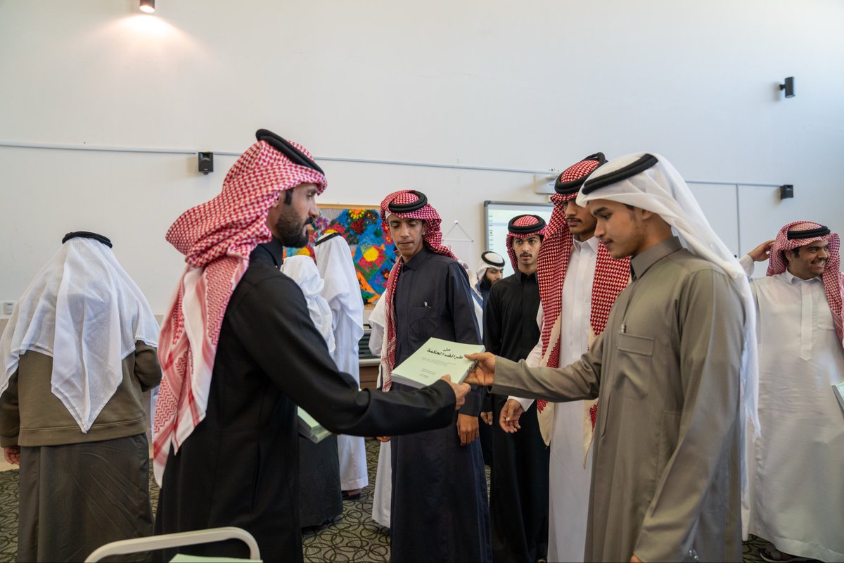 BahaUniversity's tweet photo. #تغطية | #جامعة_الباحة | استقبلت #الإدارة_العامة_لشؤون_المكتبات ممثلة بالمكتبة المركزية طلاب كلية الشريعة والقانون يرافقهم سعادة أ.د. أحمد بن محمد الغامدي ، وذلك للتعرّف على خدمات المكتبة ومواردها والإمكانات التي توفرها وطرق البحث في مصادر المعلومات الورقية والرقمية والتي تساعدهم لدعم مسيرتهم الأكاديمية والبحثية .