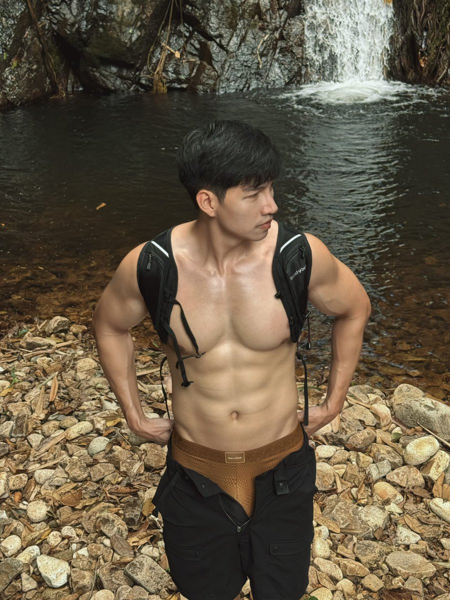 stayawhile_th's tweet photo. แบกเต็นท์ขึ้นเขามันธรรมดา ไม่เชื่อลองมาให้เราแบกดูไหม ⛺️🌳⛰️ @saligia 

#StayAwhile #พักก่อน #พักผ่อน #ท่องเที่ยว #Travel  #แคมป์ปิ้ง #camping #MyType #อาหาร #food #ฟิตเนส #ออกกำลังกาย #fitness #muscle #gymtime https://t.co/dkwvnBCd8u
