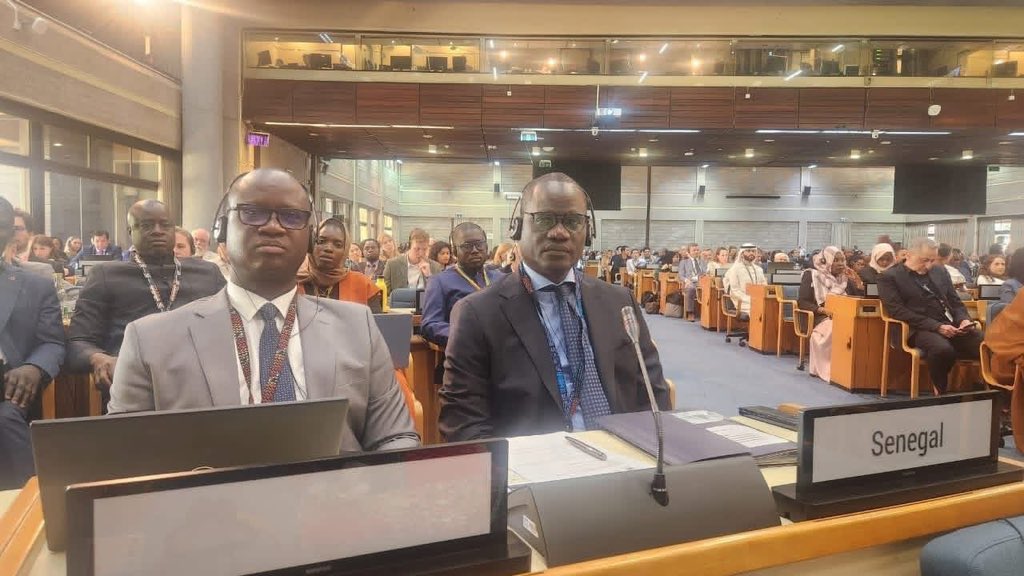 AwaleFr's tweet image. Participation du Sénégal à la 7ᵉ session de l’Assemblée des Nations Unies pour l’Environnement.

Le Ministère de l’Environnement et de la Transition écologique informe de la participation d’une délégation officielle du Sénégal à la 7ᵉ session de l’Assemblée des Nations Unies