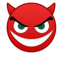 vampiremarcel's tweet photo. @EmmaLee87145072 @RembrandtsRoom @tweethenny @ADnl In de hoop dat ze dan denkt: gelukkig het is henny Huisman maar, die doet me geen kwaad............. EN DAN SLA IK TOE https://t.co/n3DSMl9UdL