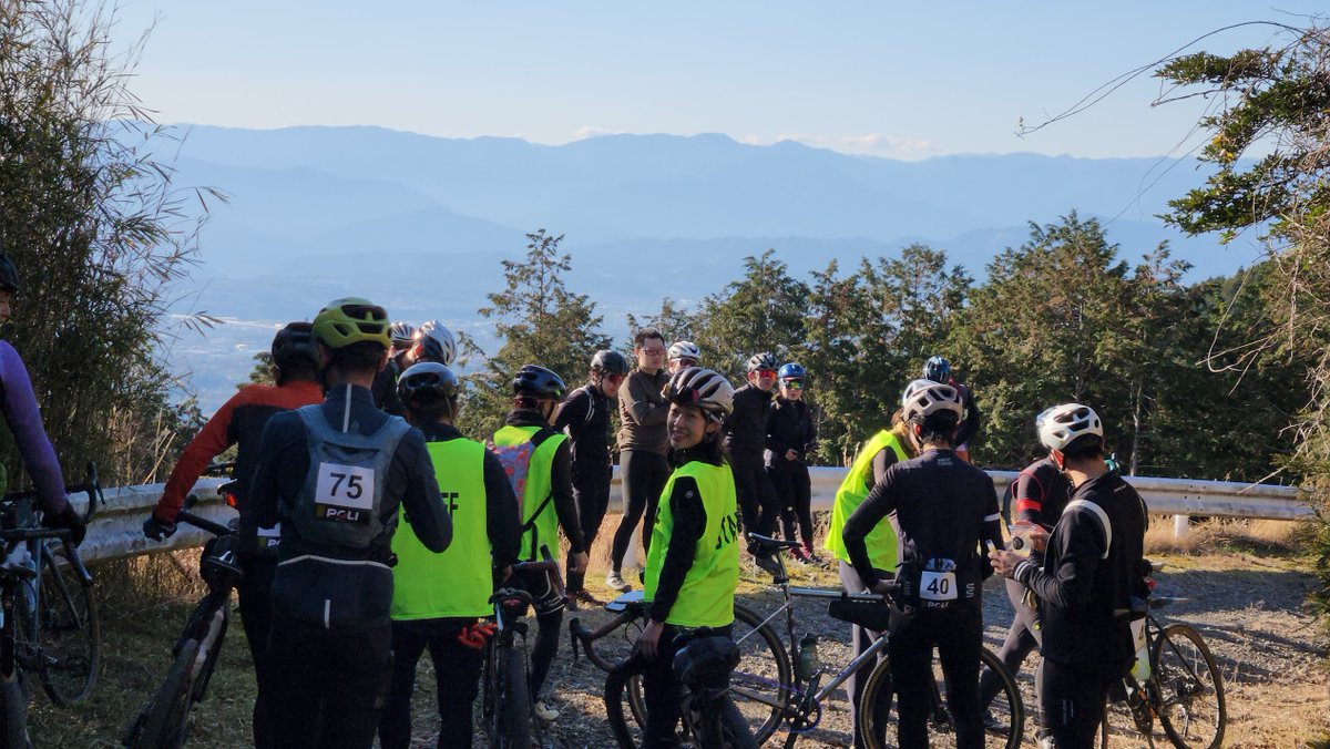 昨日の富士グラベルエクストラ supported by <a href="/PanaracerJ/">パナレーサー株式会社</a> が無事に終了しました！

フォトアルバムを掲載しましたので、ご確認ください！
fujigravel.com/blogs/news/202…

次回は2026年5月16・17日、「富士サイクルフェスティバル」に合わせたミドルとショートコースの富士グラベルです。
お楽しみに！