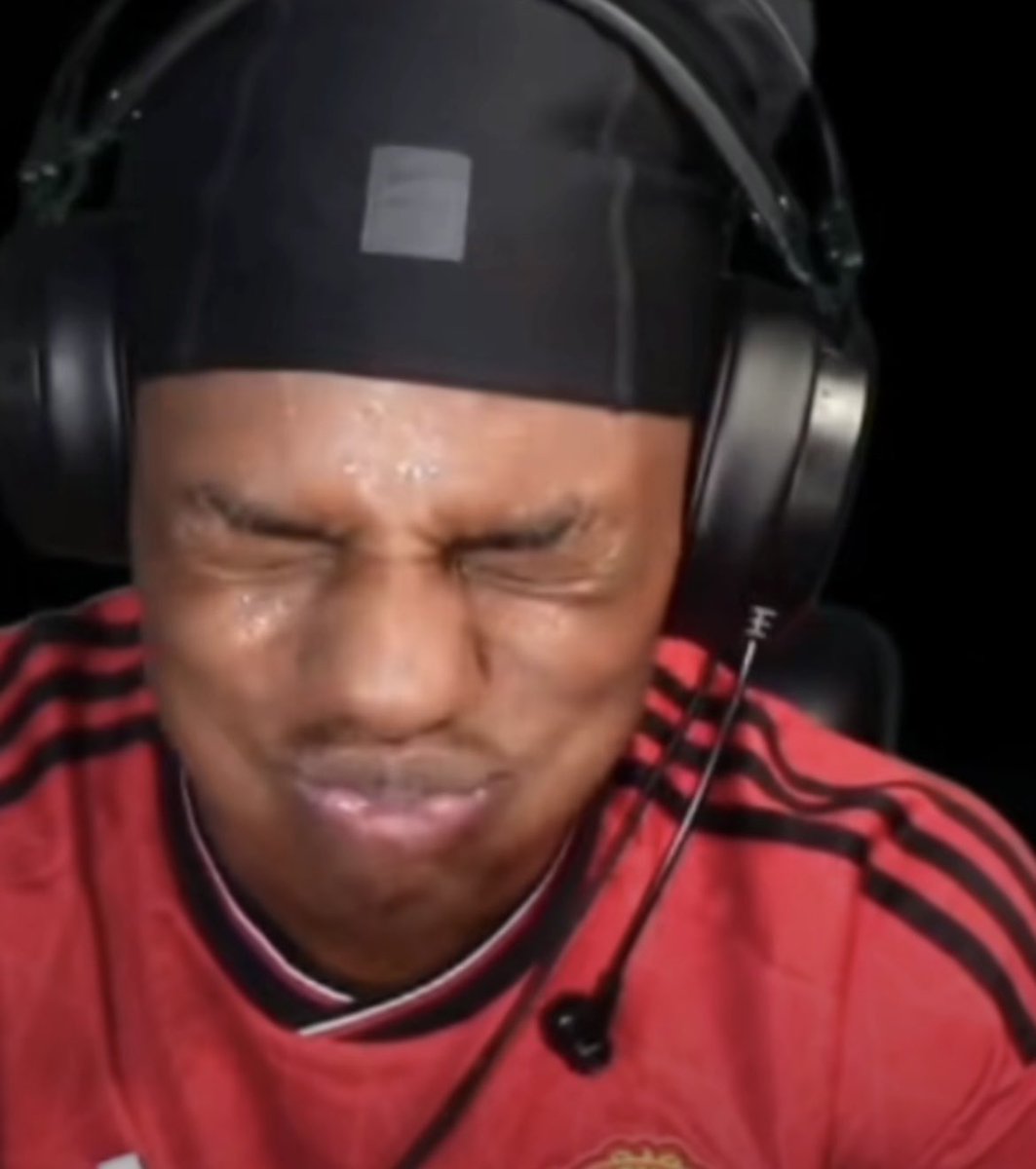 dosluvr's tweet image. 16h of javascript this week they fr trying to kill me