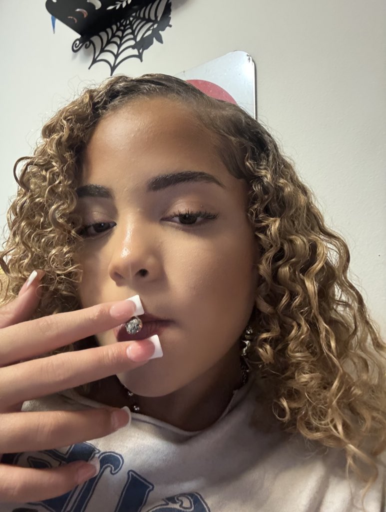 kiah𓏲ּ𝄢 tweet media