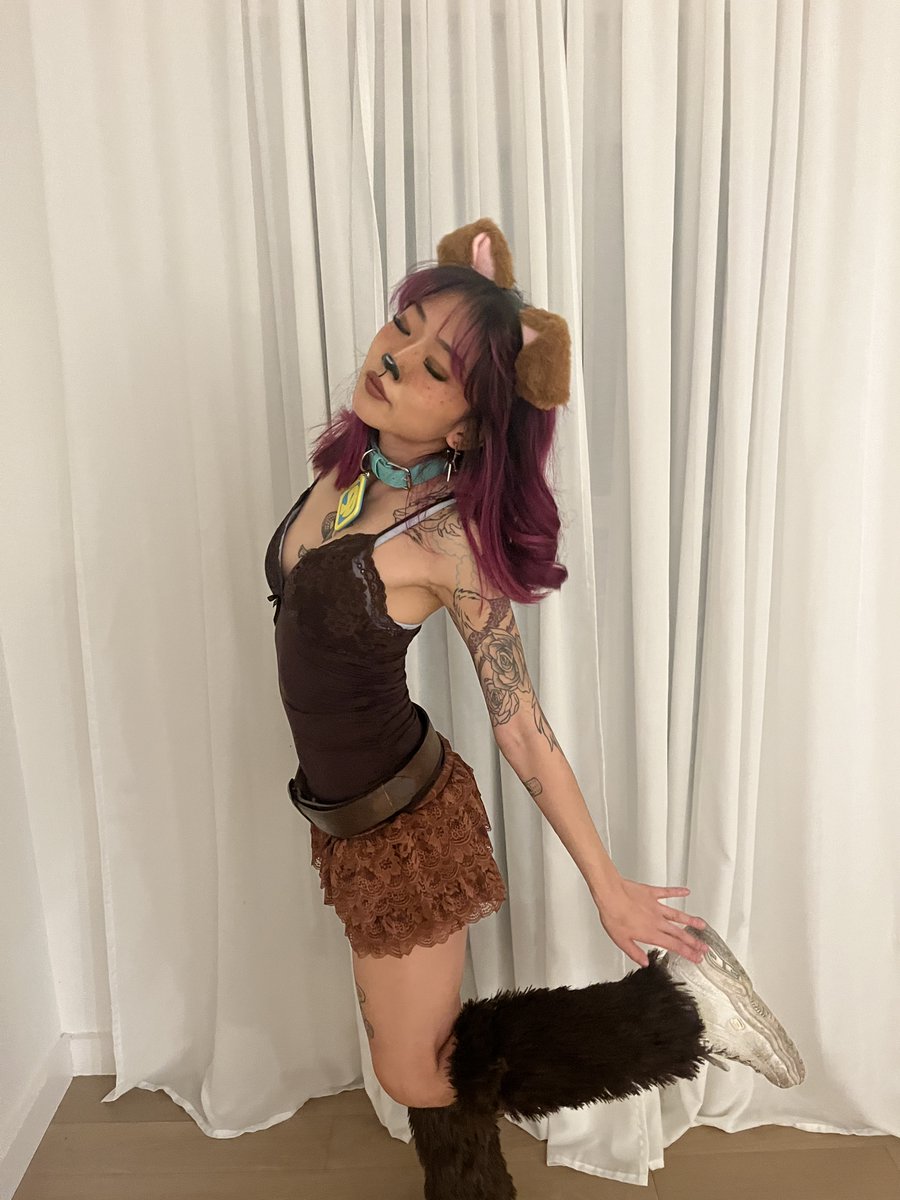 Violet Mae tweet media