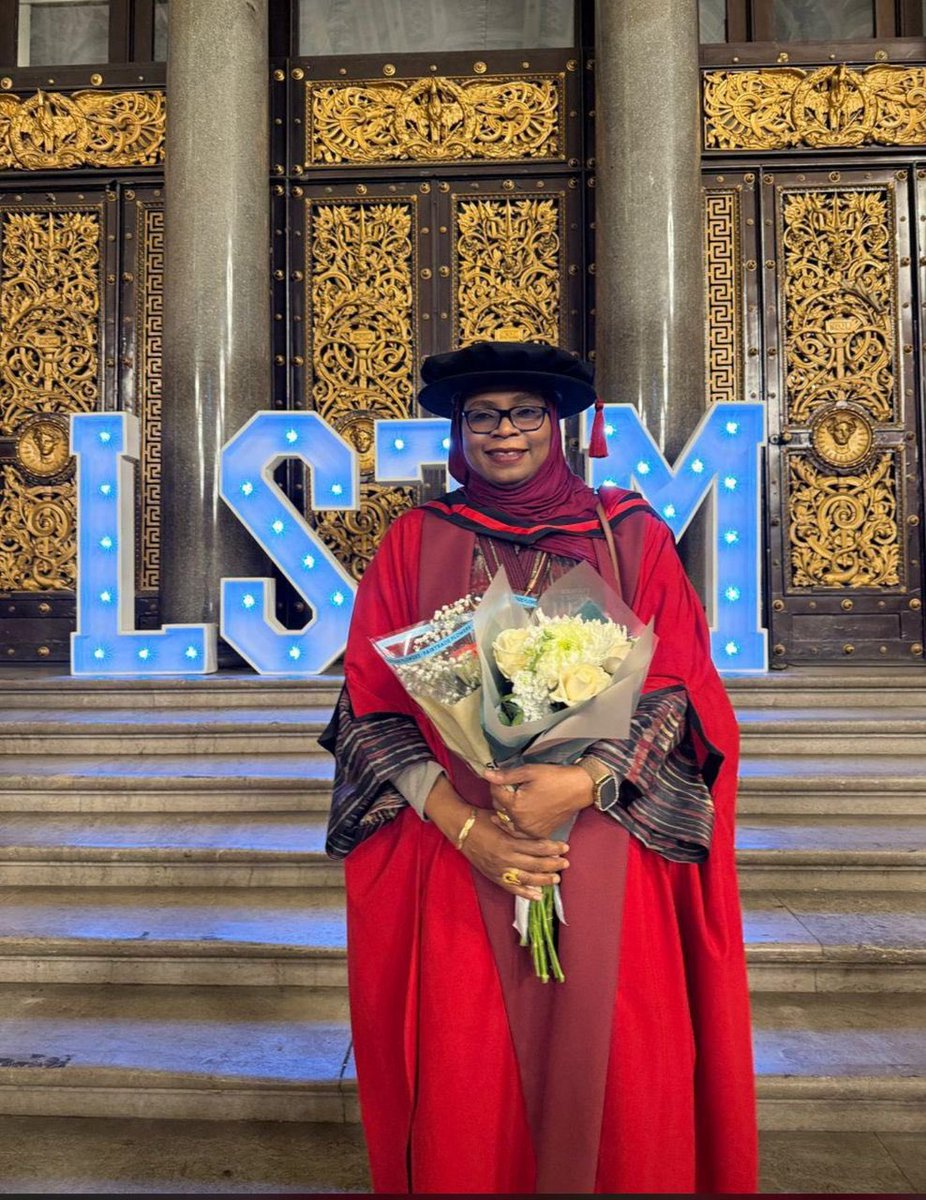 Today, we’re proud to celebrate Dr. @hawii71 on earning her PhD in Global Health, building on many other amazing achievements. Her dedication, and passion for improving maternal and newborn health inspire us all. 

Congratulations, Dr. Hauwa!
#lstm #lstmgraduation2025