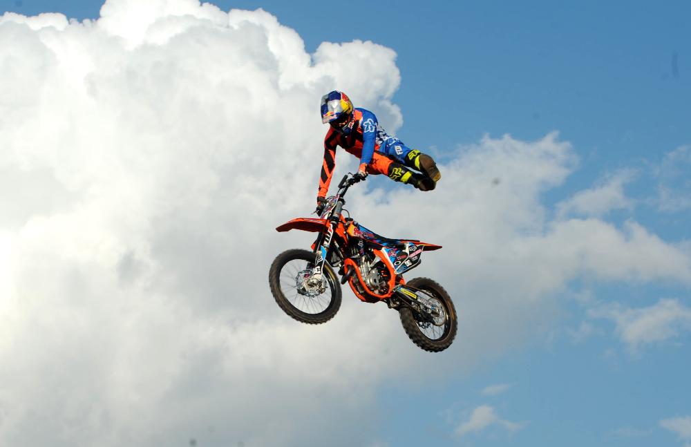 Motorsport Rwanda tweet media