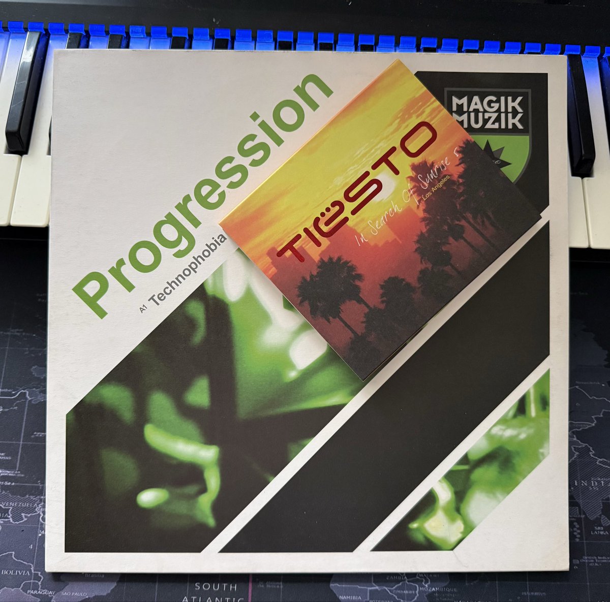 danielwanrooy's tweet image. Do you remember this classic I did together with Robin in 2005? New remixes are coming early next year 🤩🤩🤩