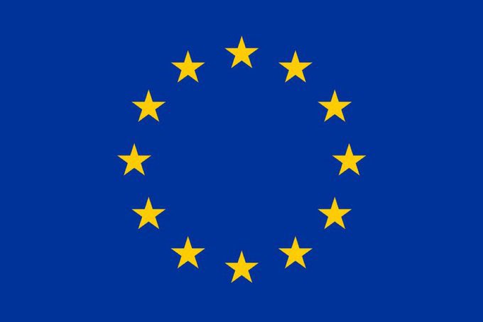 Forse ora è più chiaro quello che molti di noi cercano di spiegare da qualche anno: la democrazia liberale europea è in pericolo perché i fascisti russi, quelli americani e quelli nostrani vogliono distruggerla, con la patetica scusa dei “valori tradizionali”.