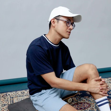 sironeclick's tweet image. Daily outfit butuh upgrade? ☝️

Varsity Heavyweight Common Goods hadir bawa vibe retro-sporty dengan kualitas heavyweight cotton. worth to try! 🏆

Gaskan langsung, klik link ini buat beli! 🔥
👉 s.shopee.co.id/BMbFGQDkT
#CommonGoods #VarsityJacket #InvestInStyle