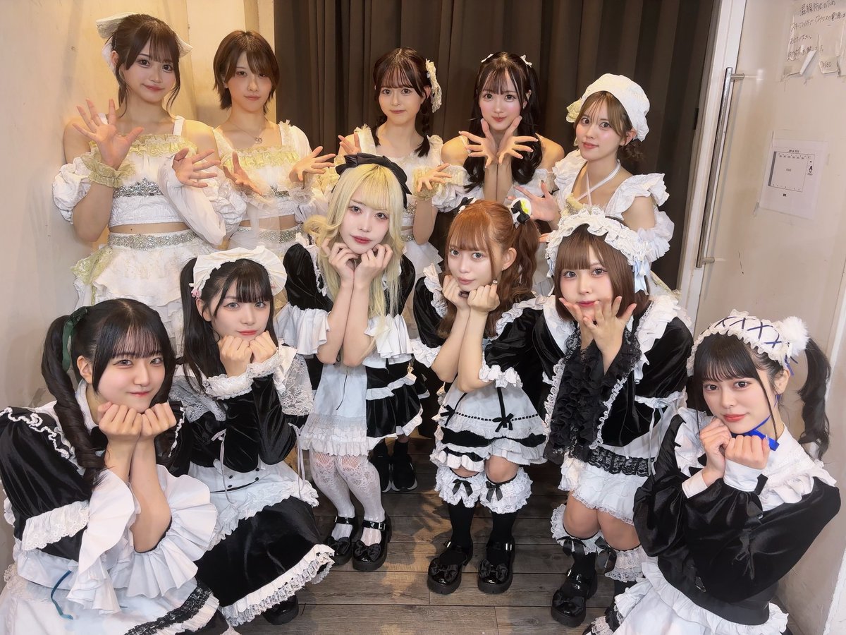 NEFRALISE's tweet photo. .

『NEFRA MODE #4』 ありがとうございました.ᐟ.ᐟ

本日で4回目終了！
iRiNEさん(@iRiNE_official )ドレスメイドさん(@DRESSMAID_info )LIT MOONさん(@LITMOON_JPN )皆さんありがとうございました！

＜本日のセトリ＞
M1.SummerTry,SummerLove
M2.空ガール
M3.Sparkle Days
M4.君ってロマンス
M5.青のエスキース

次回のライブは…＜12月11日(木)＞
5連戦の最終回となってしまいます😭しかし、MC中に発表もあった通り…

　　　  ＼NEFRA MODE #5 にて新曲初披露.ᐟ.ᐟ／

🪧NEFRA MODE #5
📍Shibuya Milkyway
⏰OPEN 18:00 / START 18:30
🎤Live：19:45〜20:10
📸物販：終演後物販 / 20:15〜21:30
💰優先チケット ¥2,500 / 一般チケット ¥500 ※別途1D
🔗https://t.co/cXiKZ6nKXs
🎁入場指名特典：サインつきチェキ券 ※優先チケットの方のみ

#NEFRALISE
#ネフラリゼ