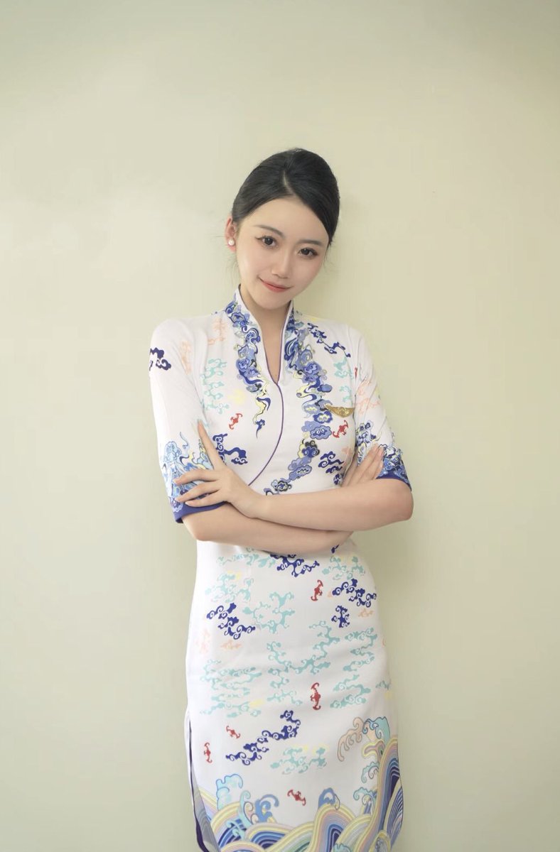 moxin660's tweet image. 跟我们一起飞航班吧，让我们伺候你
   v：moxin660