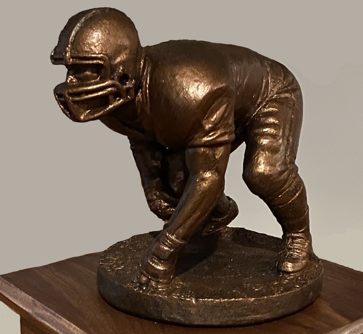 The 8 finalists for Gene Upshaw Award presented by Manheim Touchdown Club include OTs from Kutztown and Slippery Rock. Award honors top Division II lineman. Story at lancastersportshalloffame.com/noteworthy/ups…

<a href="/717_sports/">717 Sports Media</a>