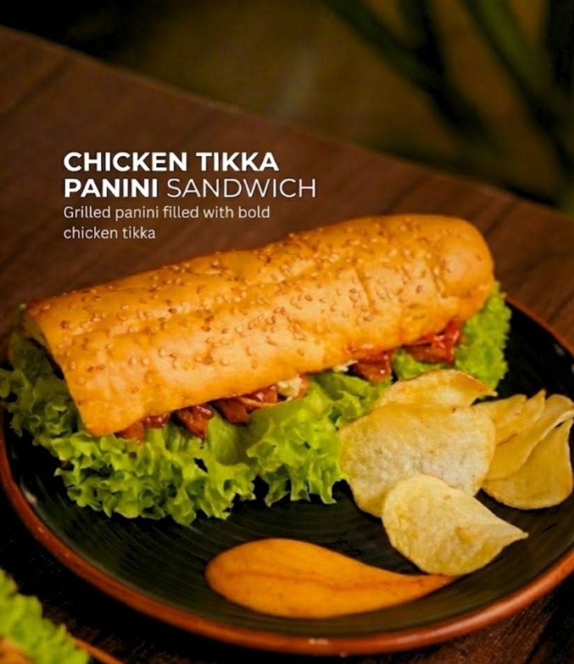 Fresh, warm, and made to motivate! 🥐 Slide in for your morning fix and start the week right. ✨ #LoveAndLatte #MondayMotivation #Breakfast