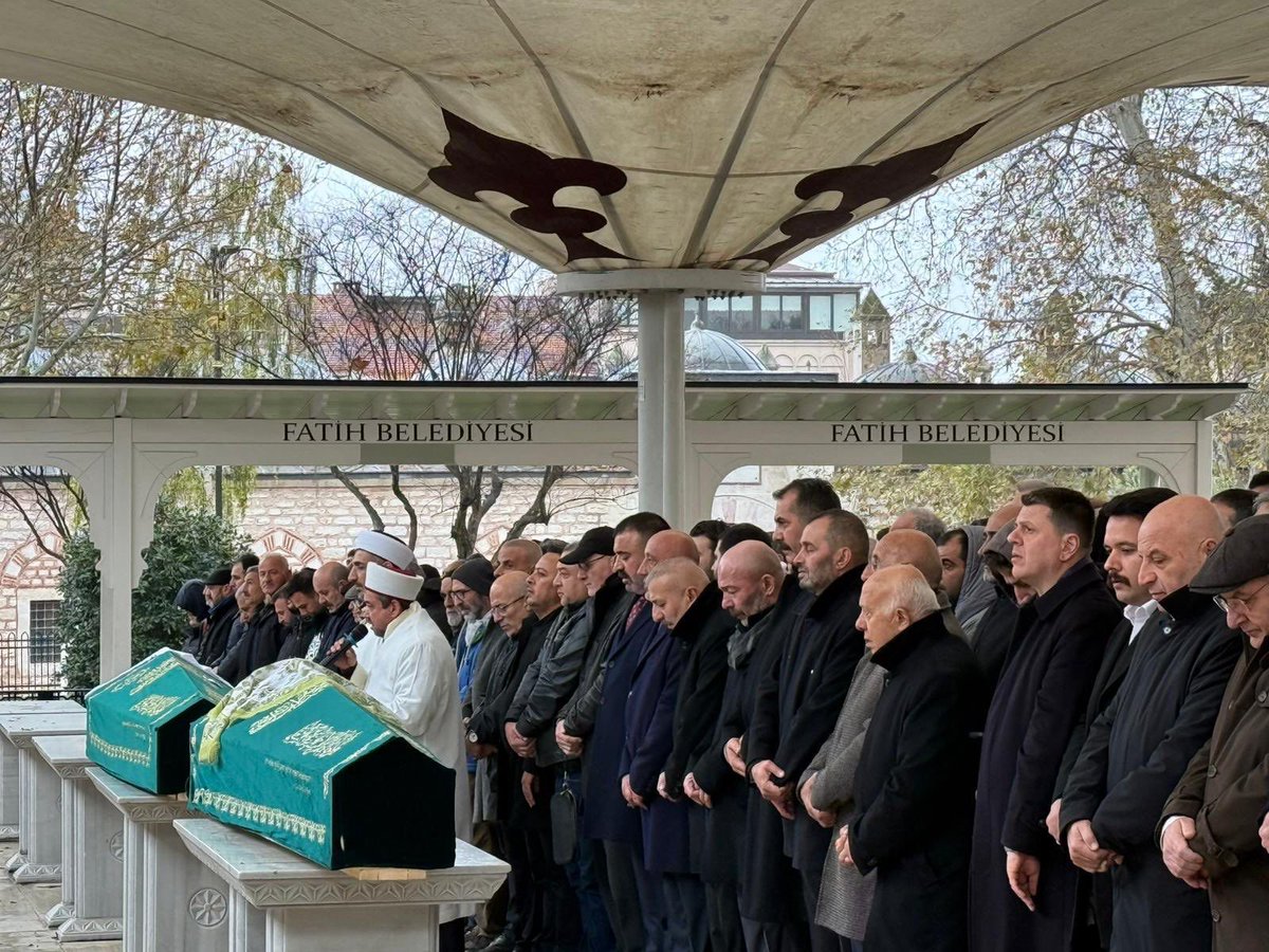 Merhum MYK Üyemiz Ferhat Çakıroğlu’nun kıymetli annesi Fatma Çakıroğlu’nun cenaze törenine İl Başkanımız Sn. <a href="/sertel_selim/">Sertel Selim</a>, İl Teşkilat Başkanımız Sn. <a href="/YasarKaba17/">Yasar Kaba</a>, MYK Üyelerimiz ve dava arkadaşlarımızla katılım sağladık.

Merhume annemize Allah'tan rahmet, yakınlarına baş