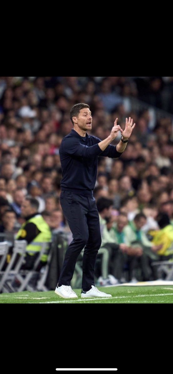 هل ادارة ريال مدريد تتوقع ان الحل هو الاقاله؟ من مكانه زيدان مستحيل الفرصة الي ينتظهرها من سنيتن بتجيه بعد ٦شهور 
كلوب؟ تتوقعون كلوب بيوافق انه يدرب فيني وفالفيردي الي لو سوا اي شي ما اعجبهم قاموا عليه وتسببوا في اقالته 
مافيه مدرب حاليا بيقبلك لان اللاعبين عندهم السلطة ضد المدرب