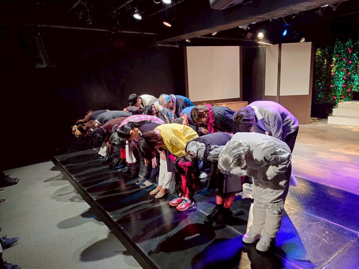 toachan0704's tweet photo. 舞台『BARON』 本当にありがとうございました！
初舞台、全てのことが初めてで至らない点も多かったと思いますが、キャストの皆様スタッフの皆様、そしてお客様のおかげで無事駆け抜けることができました🐕 ͗ ͗
とても素晴らしい経験になりました🥺❤️
みんなだいすきです‼️
#舞台BARON
#山口永愛 https://t.co/PNsSFiZykQ