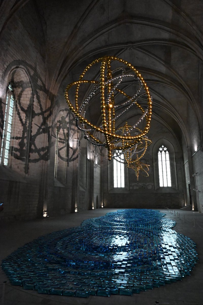 kenzyamodealien's tweet photo. Palais des papes https://t.co/YfEqX2flhP