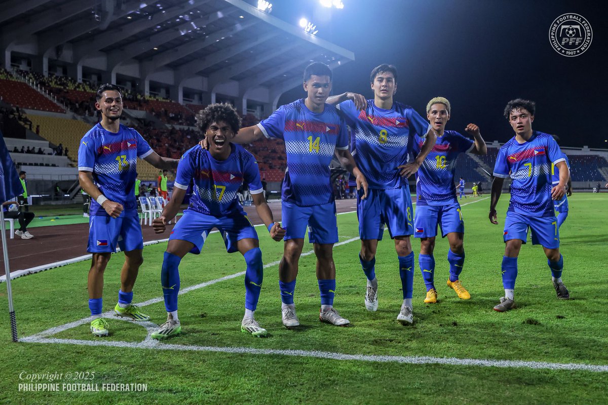 tiebreakertimes's tweet photo. WHAT A NIGHT FOR PHILIPPINE FOOTBALL 🇵🇭⚽

PMNT stuns 🇮🇩 to advance to first #SEAGames2025 semis since 1991 👉 https://t.co/t1DOvl4DhC

Filipinas shocks 🇻🇳 to revive #SEAGames2025 semis hopes 👉 https://t.co/qfX45LodO9

#LabanPilipinas https://t.co/KfYwqqgq2s