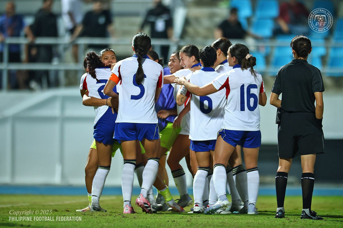 tiebreakertimes's tweet photo. WHAT A NIGHT FOR PHILIPPINE FOOTBALL 🇵🇭⚽

PMNT stuns 🇮🇩 to advance to first #SEAGames2025 semis since 1991 👉 https://t.co/t1DOvl4DhC

Filipinas shocks 🇻🇳 to revive #SEAGames2025 semis hopes 👉 https://t.co/qfX45LodO9

#LabanPilipinas https://t.co/KfYwqqgq2s