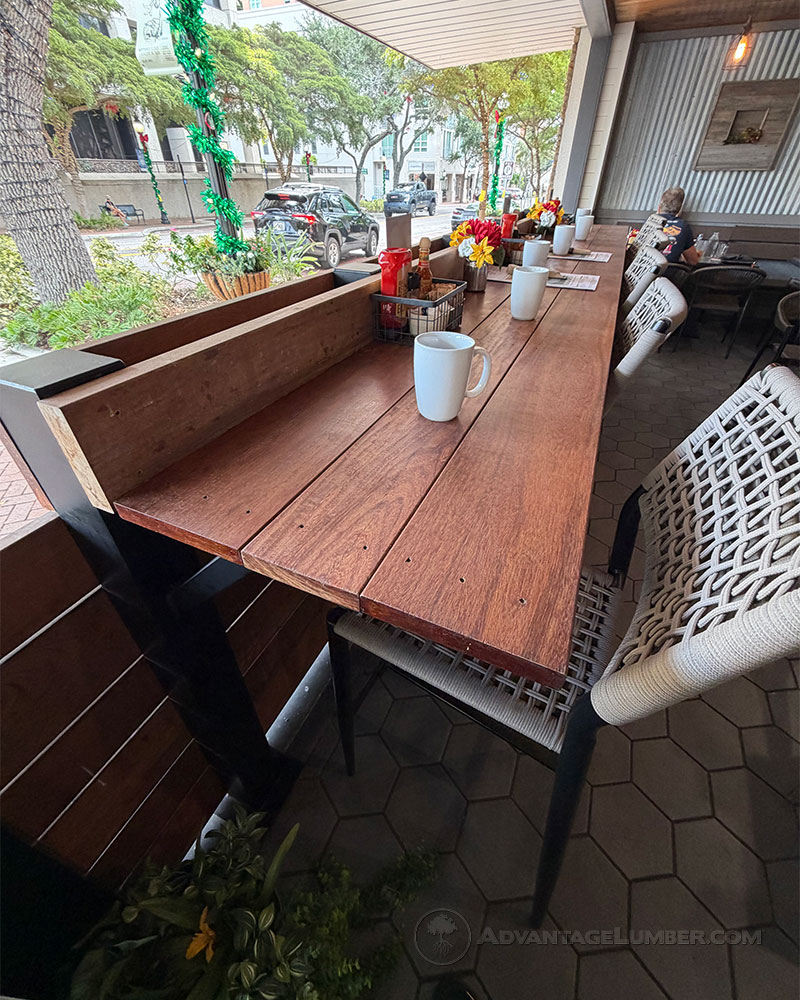 advantagelumber's tweet image. This restaurant table is made from Cumaru decking, providing an atmosphere that is both rustic and luxurious.
buy.advantagelumber.com/collections/cu…
#cumaru #table #restaurant #decking #cumarutable #cumarudecking #restauranttable #wood #hardwood