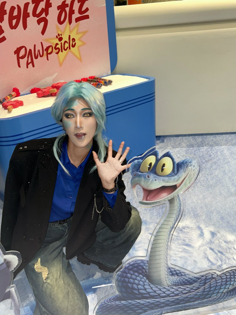 yexue0104's tweet photo. Hi I'm Gary ！Gary De' Snake. 
#Zootopia2 #zootopiagary #garydesnake https://t.co/OlWDW5s4Mz