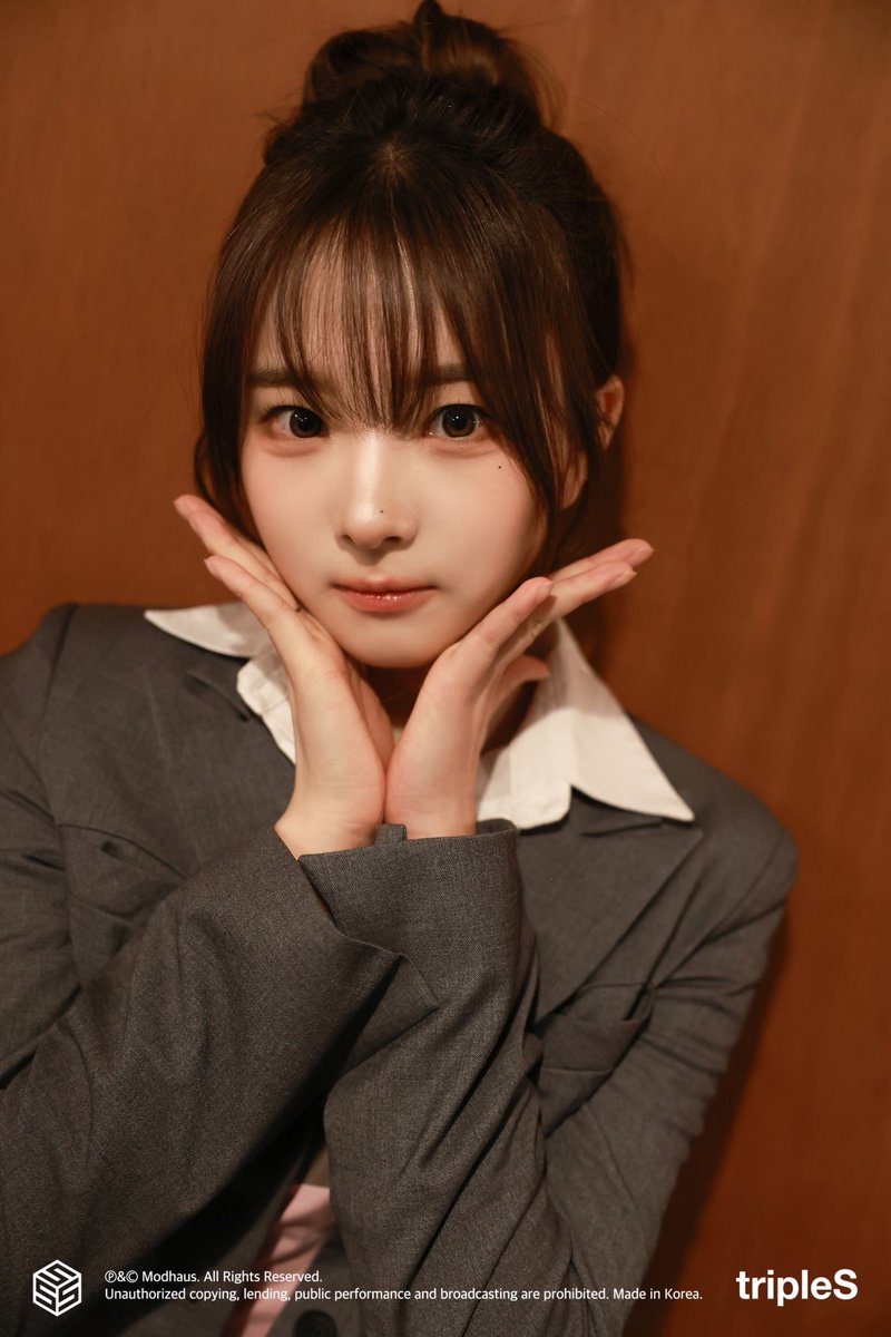 tripleS] tripleS MSNZ zenith Jacket Behind-the-scenes with Hayeon