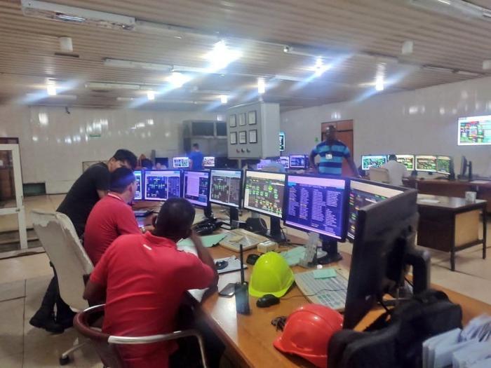 ⚠️🏭⚡| Incidente en Central Termoeléctrica «Diez de Octubre» no causó daños significativos.

👉El incendio en uno de los conductos de la caldera del Bloque 6 de la Central Termoeléctrica «Diez de Octubre» provocó la salida forzosa de esta unidad.

🔗 acortar.link/4AF1HS