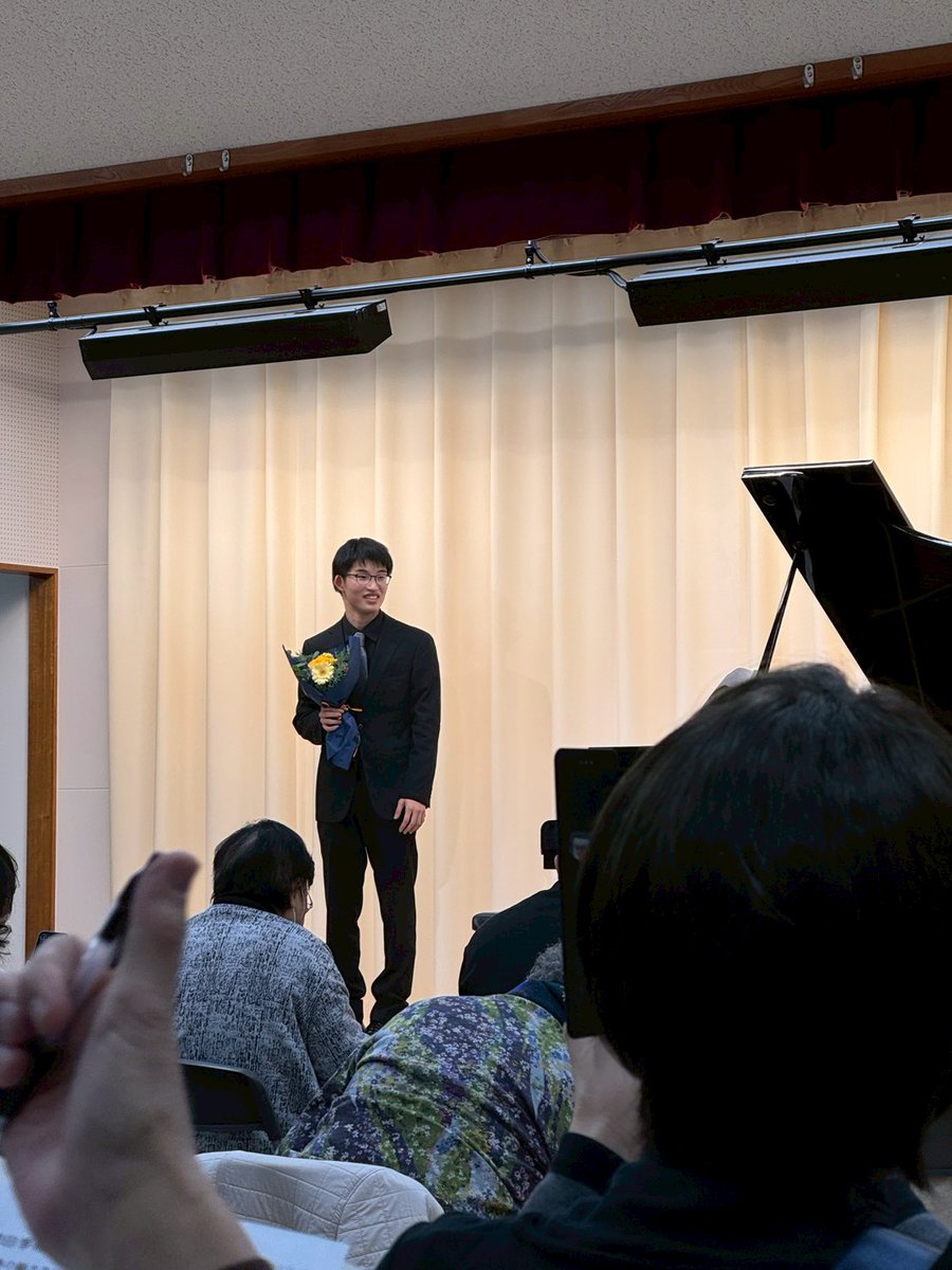 t_okada3's tweet photo. 2025.12.06
⁡つきみ野学習センターでのリサイタルでした🎹
⁡⁡⁡⁡
演奏機会の多い名曲から、知られざる秘曲まで、さまざま挑戦させていただきました！皆さまに無事お届けすることができ、ほっとしています。⁡
⁡
皆様、本当にありがとうございました！ https://t.co/6yXgJ3GNAZ