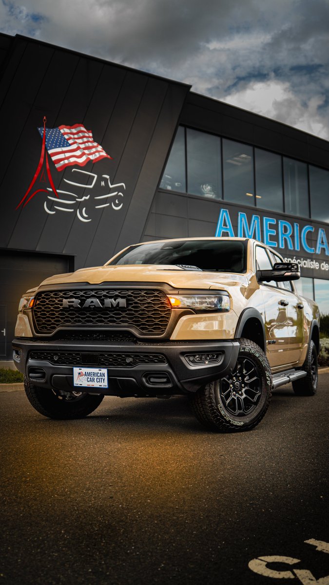 AmericanCarCity's tweet image. Nouveau Ram Rebel X 2025 !

Chez American Car City, on vous propose le rêve américain sur 4 roues. 🇺🇸
Rendez-vous dans nos showroom Paris - Lyon pour découvrir nos arrivages du moment.
#ramrebel #cars #american #americancar #americancarcity #paris #lyon #musclecar #ramtrx #jeep