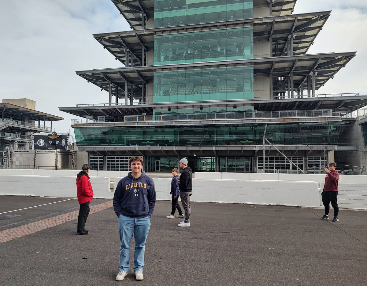 hwattys's tweet photo. @Carletonfb Jr. OL #53 @BradBartling23 visiting Indy for an internship with the law firm. Kiss the Bricks bus tour at the Speedway, Simulator at the new 500 Museum, and the day's best score on the simulator at the Air Force Museum with @servon_hinton '24. #d3fb #knighthawgs https://t.co/fRaO3UmesF