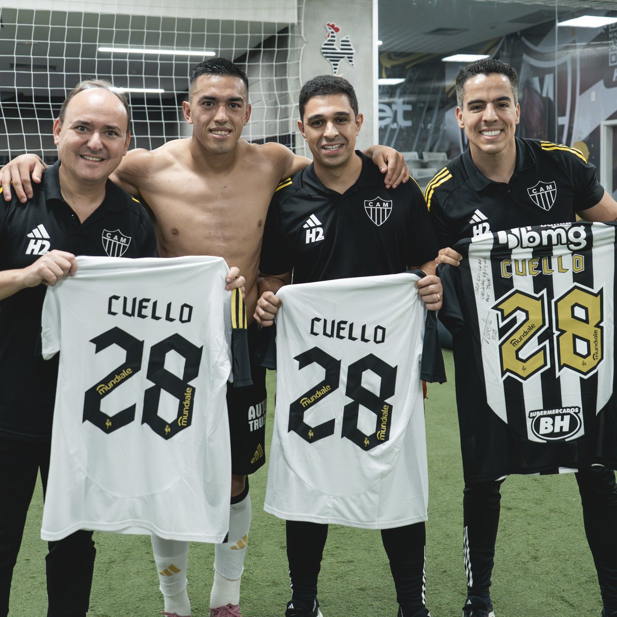Atletico's tweet photo. ⚽️🔙 𝟖𝟏 𝒅𝒊𝒂𝒔 de esforço e dedicação junto ao DM Alvinegro para retornar forte! 

Juntos, trabalharemos por um grande 2026, Tomás! 🇦🇷 https://t.co/njTMckTBjh