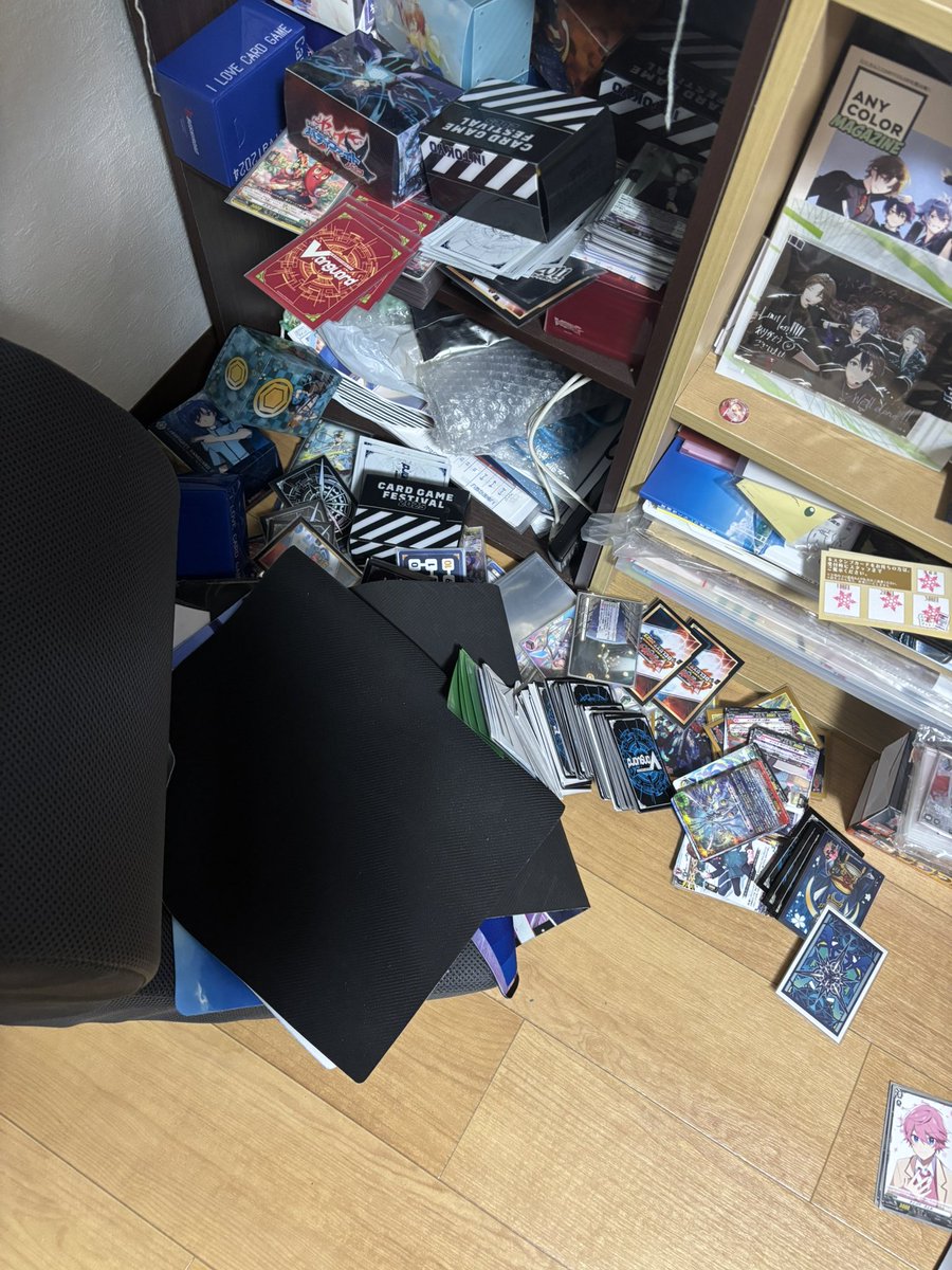 ヴァンガード嘘じゃないぜ😭😭😭