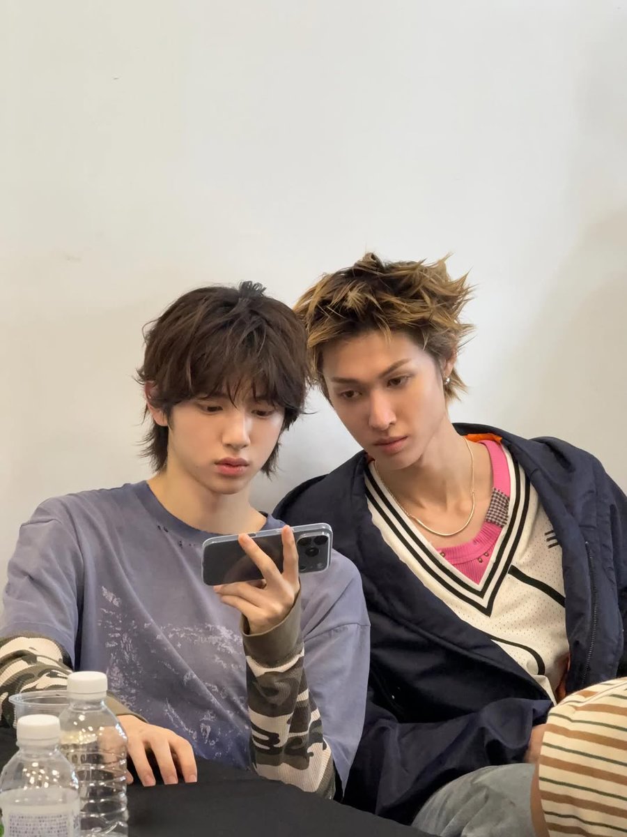 星星 tweet media