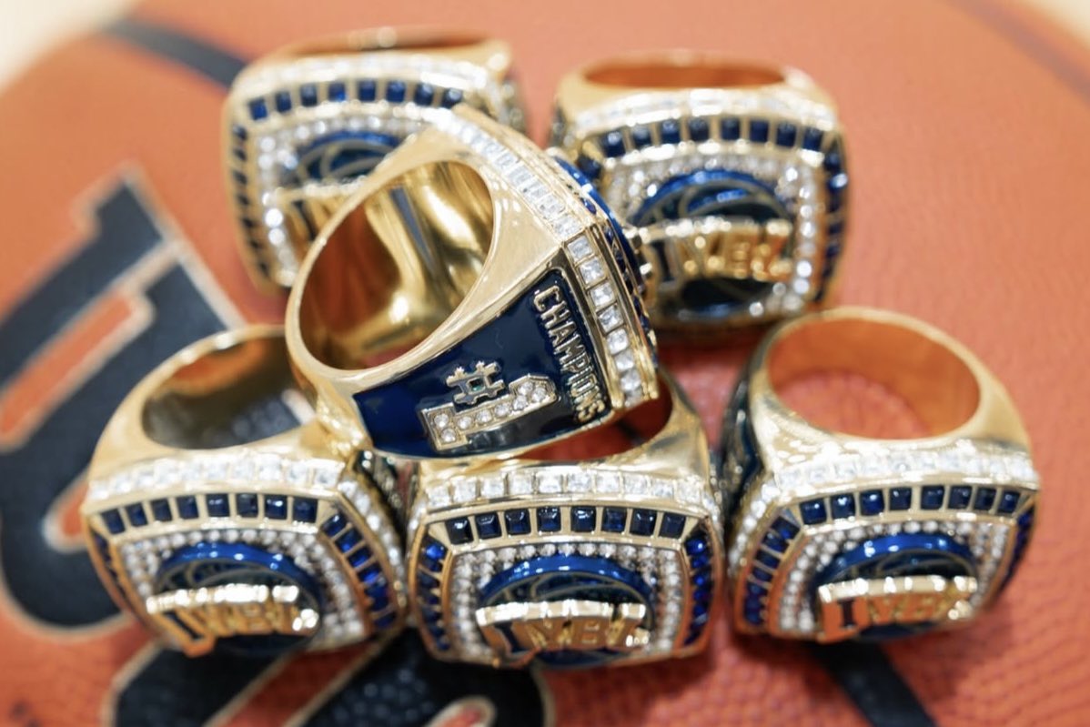 IYBLeague's tweet image. IYBL Fall League Tournament starts tonight. Big plays, big moments, big RINGS 👀