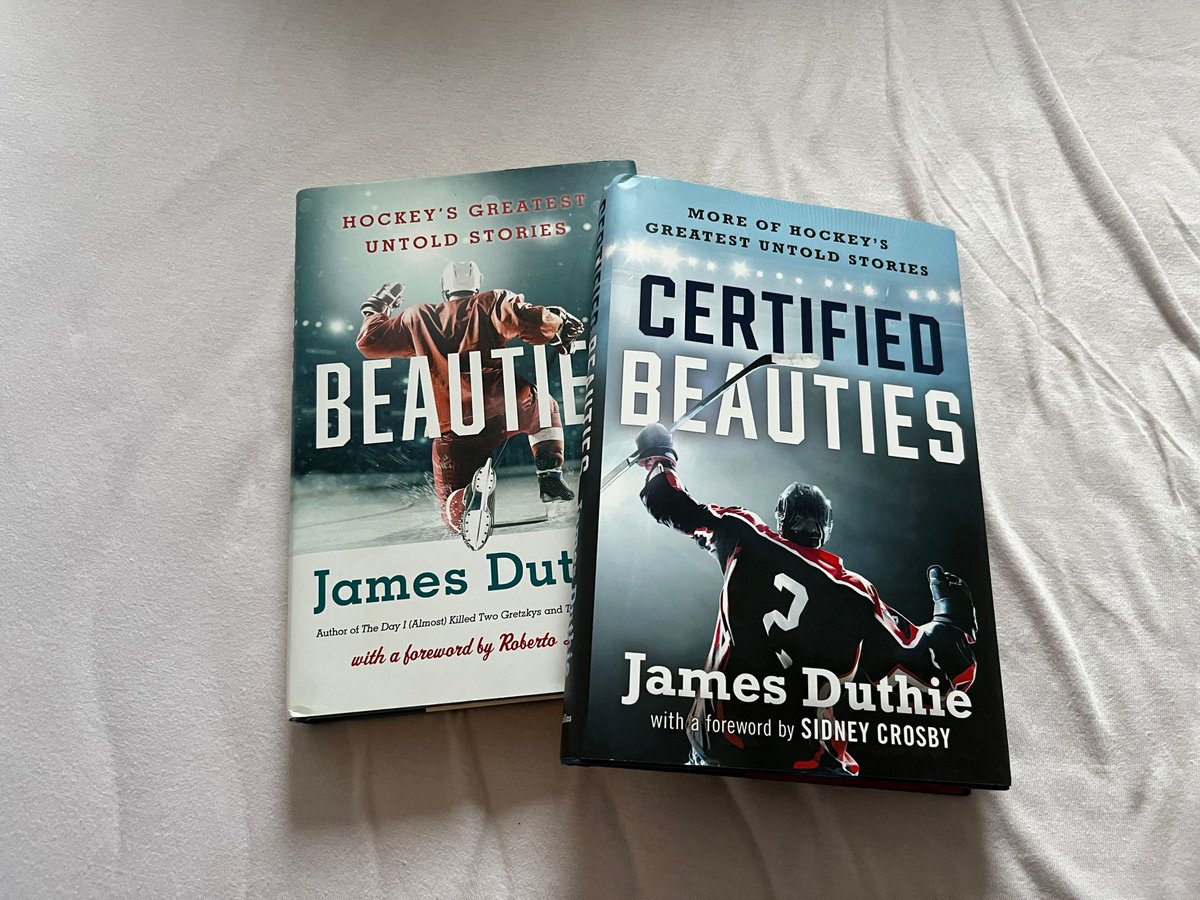 The new piece just arrived in Prague and the collection is now complete. Looking forward <a href="/tsnjamesduthie/">James Duthie</a> and thanks <a href="/FandaNHL/">Fanda-NHL</a> for the delivery 🏒