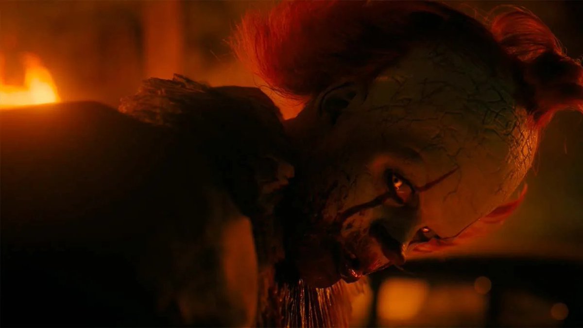MaxiCardozo_'s tweet image. #WelcomeToDerry | Es uno de los mejores productos de terror de todo el año. La actuación de Bill Skarsgård como Pennywise es superior a medida que pasan los capítulos. Es macabro y tiene mayor preponderancia respecto al que vimos en las películas de IT.