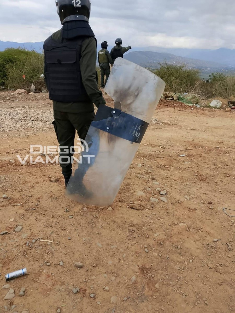 monosito7's tweet image. Quienes están detrás de la desestabilización del gobierno de Rodrigo Paz, en relación con los fallecidos en Colcapirhua.