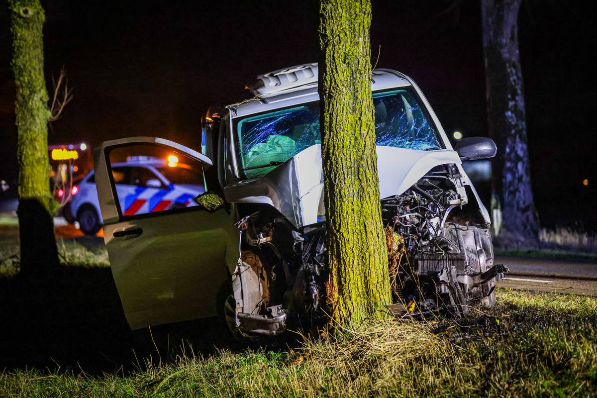 Zwaar ongeval op N983 bij Den Ham